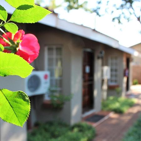 Ngwenya Boutique Hotel Lephalale Kültér fotó