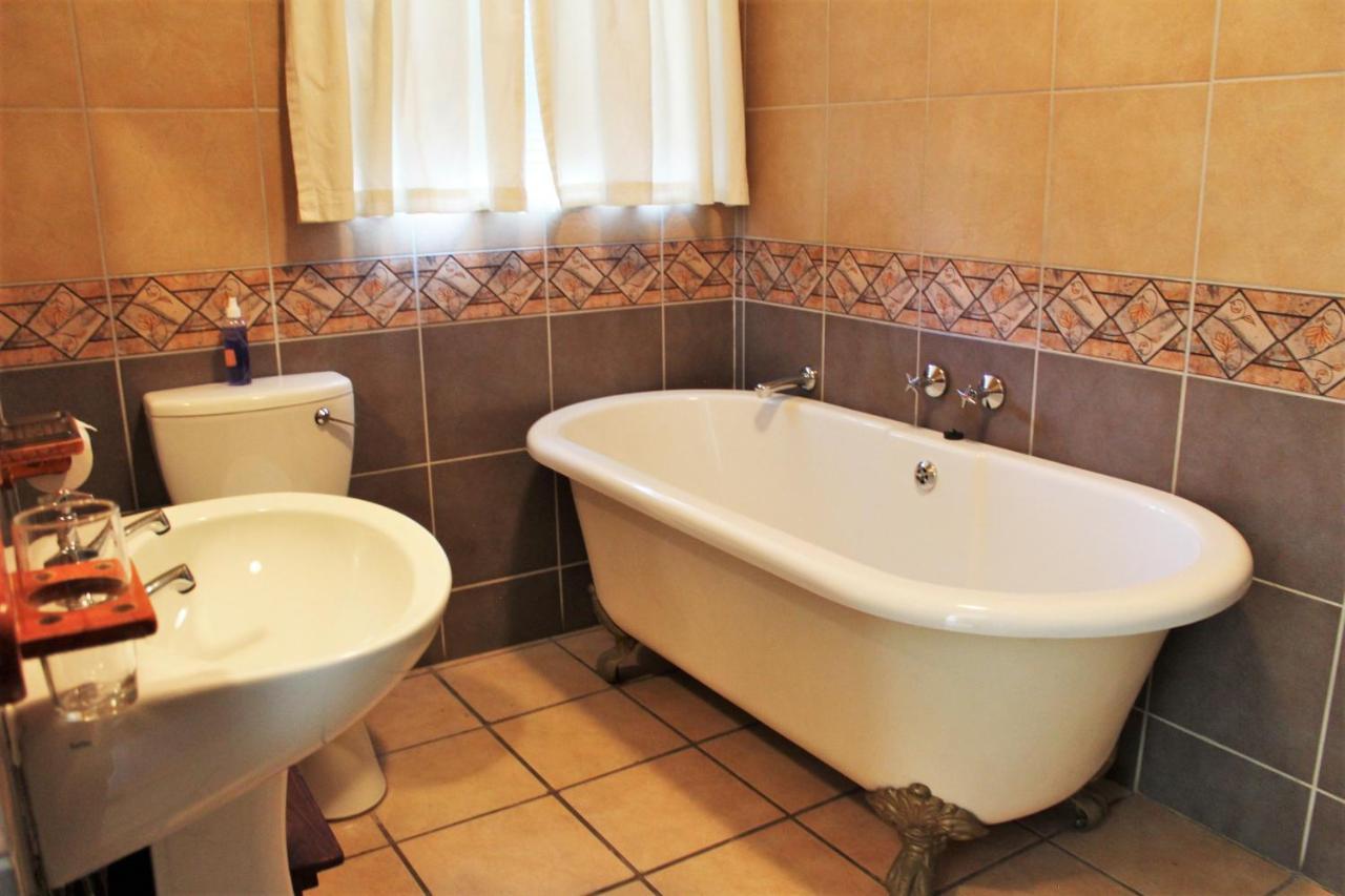 Ngwenya Boutique Hotel Lephalale Kültér fotó
